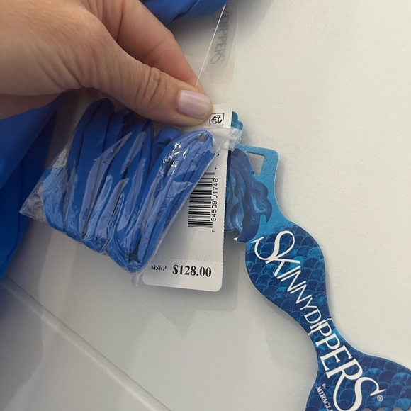 BEAUTIFUL “Lacey” Skinnydippers by miracle suit woman’s one piece bathing suit. - Picture 3 of 9